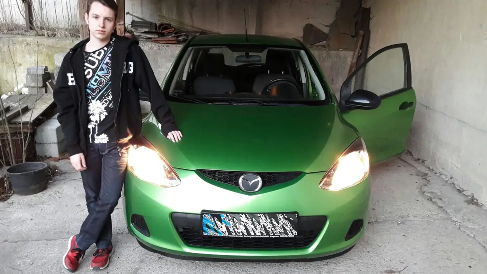 Mazda 2